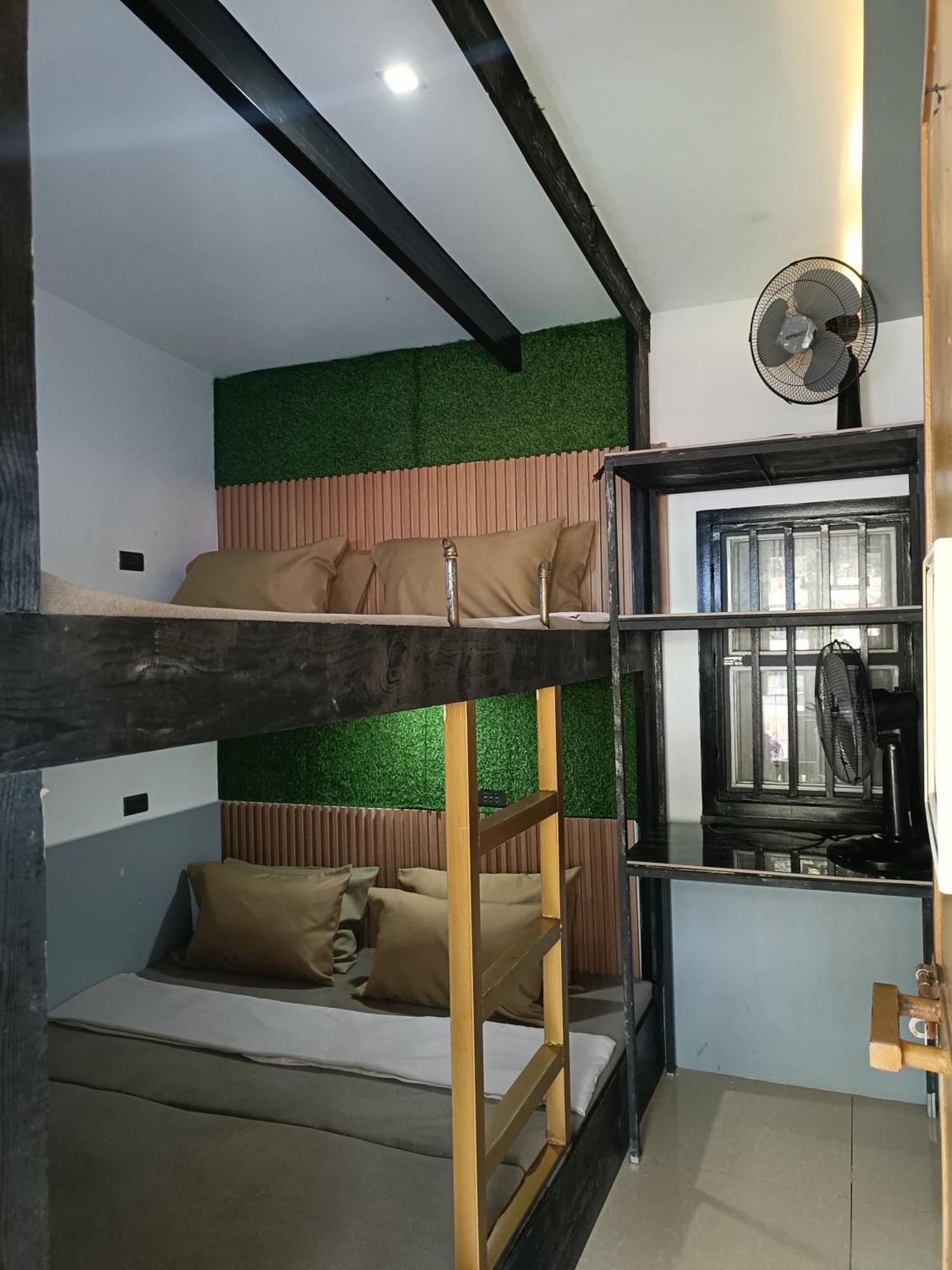Holyghost Veranda Baguio Transient Guest House 42 Step Rooftop Baguio City Exterior photo